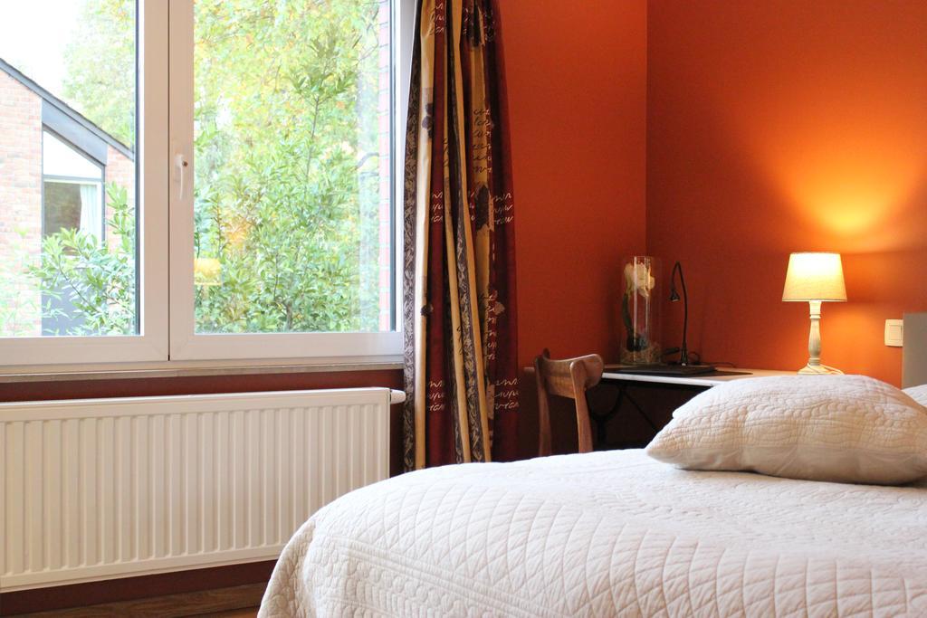 Green Hill Guest House And Apartment Overijse Rom bilde